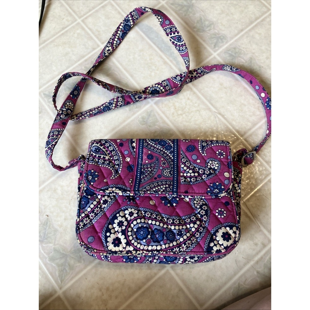 VERA‎ BRADLEY PURPLE Paisley FLAP CLOSURE SHOULDER BAG SILVER HARDWARE PURSE